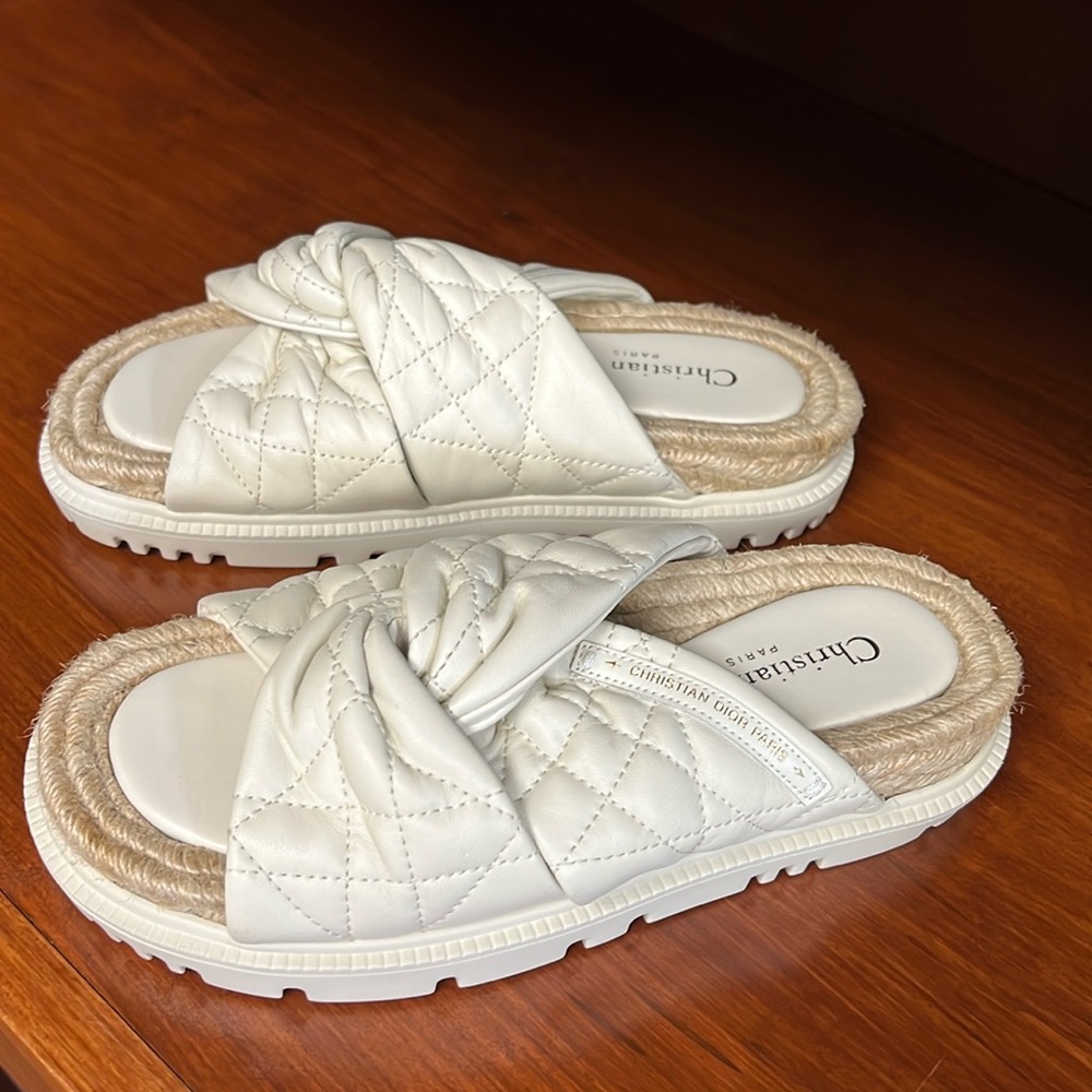 New Christian Dior Cannage quilted leather d twist slides sandals 36.5